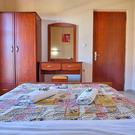 Theodora Apartments Agios Stefanos Corfu 에이지오스스테파노스 외부 사진