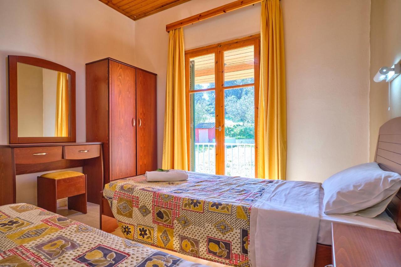 Theodora Apartments Agios Stefanos Corfu 에이지오스스테파노스 외부 사진