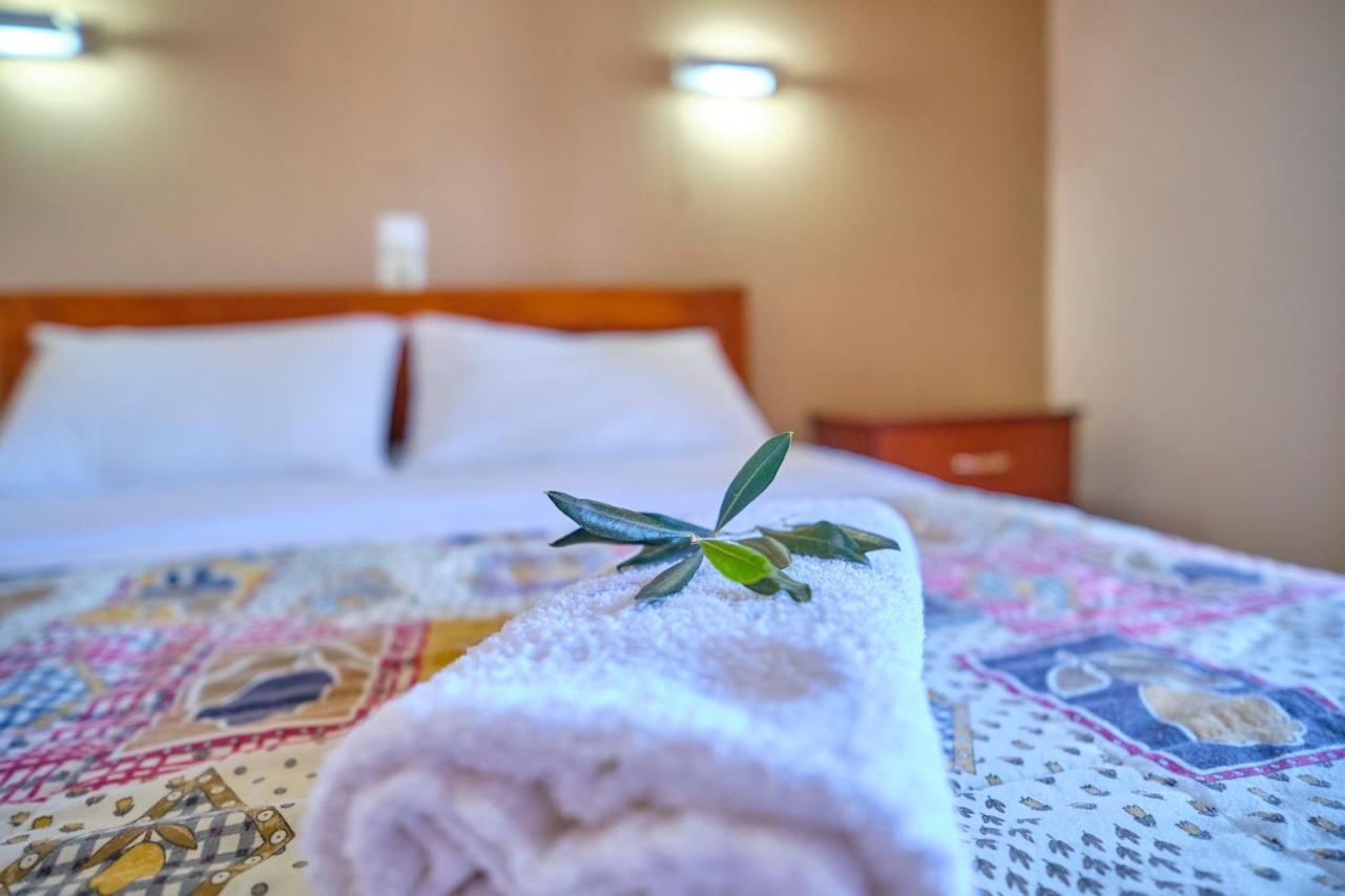 Theodora Apartments Agios Stefanos Corfu 에이지오스스테파노스 외부 사진