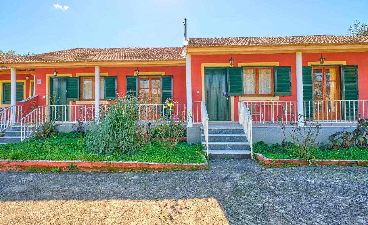Theodora Apartments Agios Stefanos Corfu 에이지오스스테파노스 외부 사진