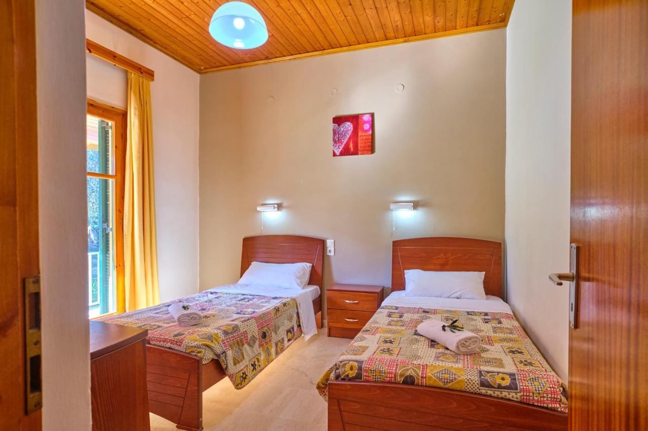 Theodora Apartments Agios Stefanos Corfu 에이지오스스테파노스 외부 사진