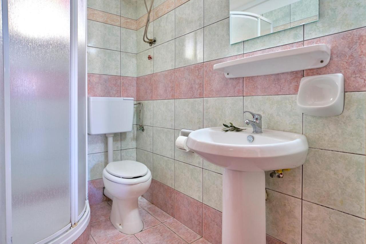 Theodora Apartments Agios Stefanos Corfu 에이지오스스테파노스 외부 사진