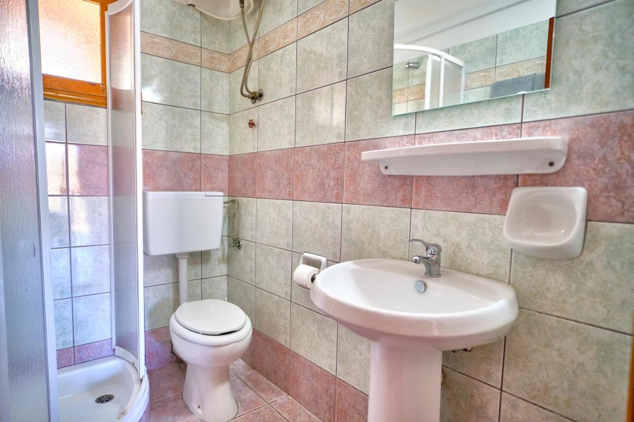 Theodora Apartments Agios Stefanos Corfu 에이지오스스테파노스 외부 사진