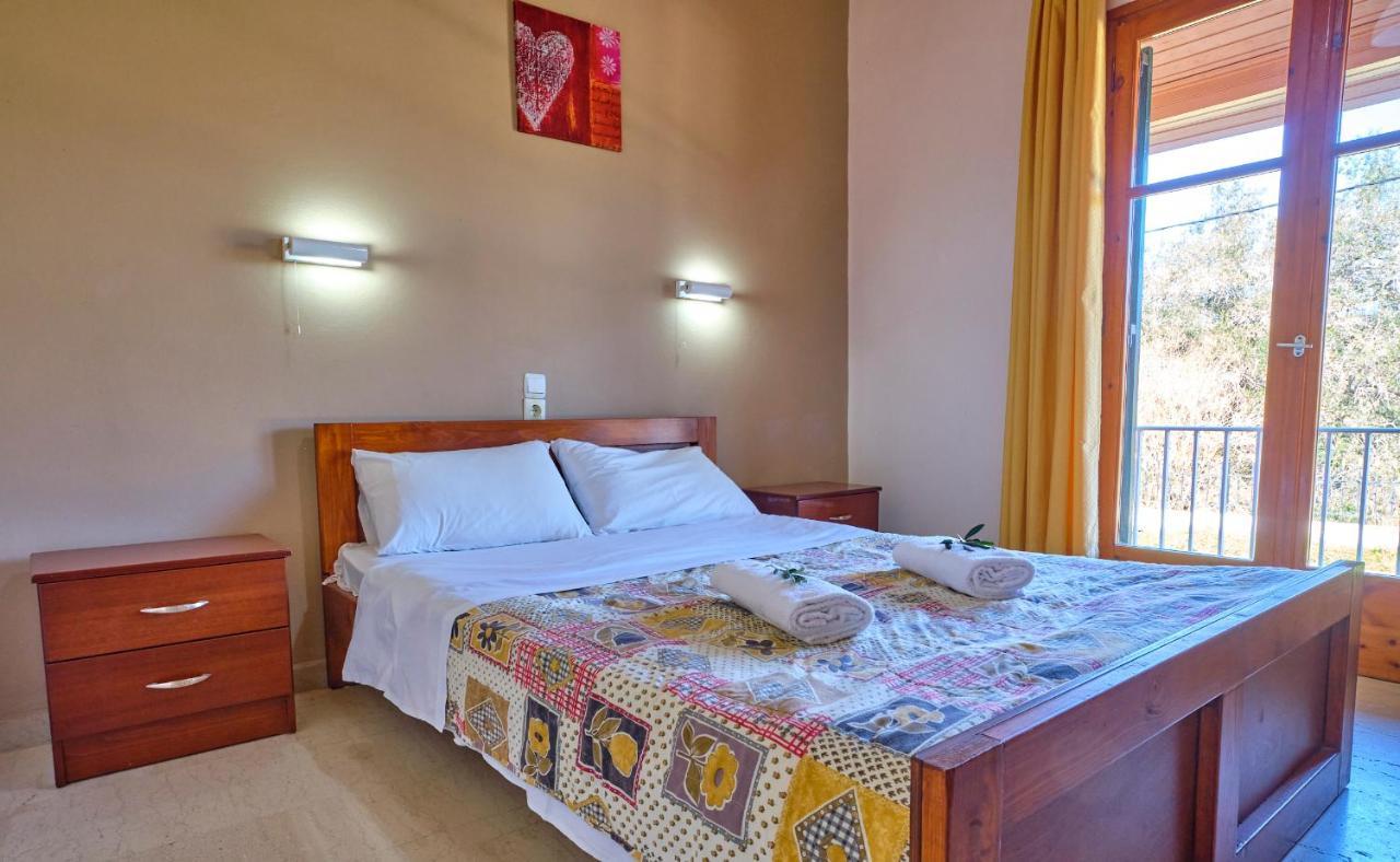 Theodora Apartments Agios Stefanos Corfu 에이지오스스테파노스 외부 사진